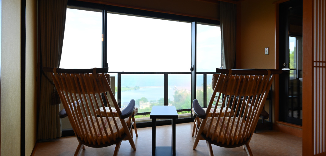 Japanese-Western Standard Suite with an Open-Air Hot Spring Bath