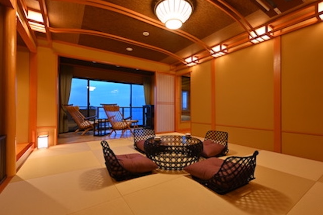 ・5th floor- premium floor Japanese-Western Standard Suite with an Open-Air Hot Spring Bath